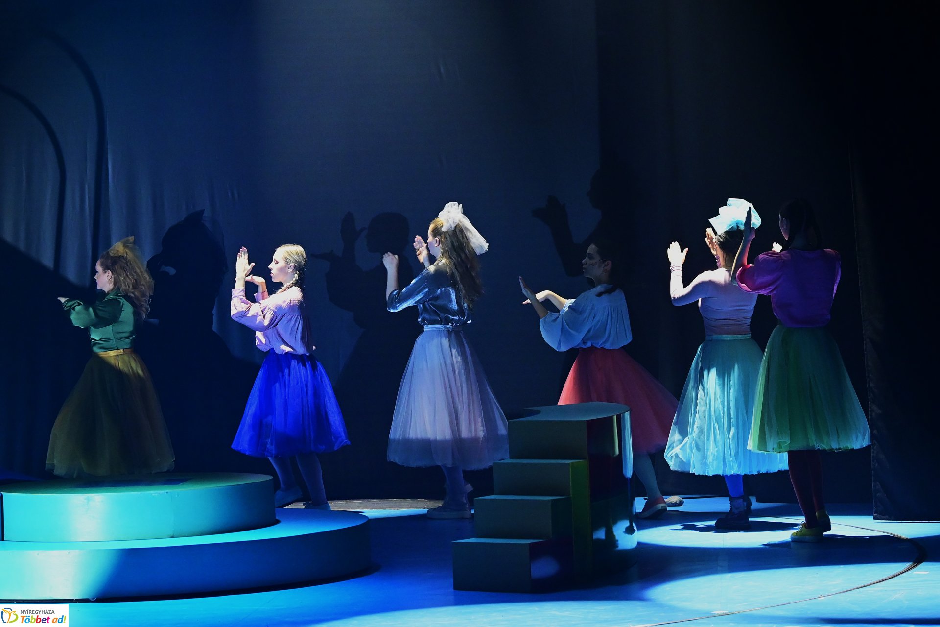 Nemtudomka bemutató a Móricz Zsigmond Színházban