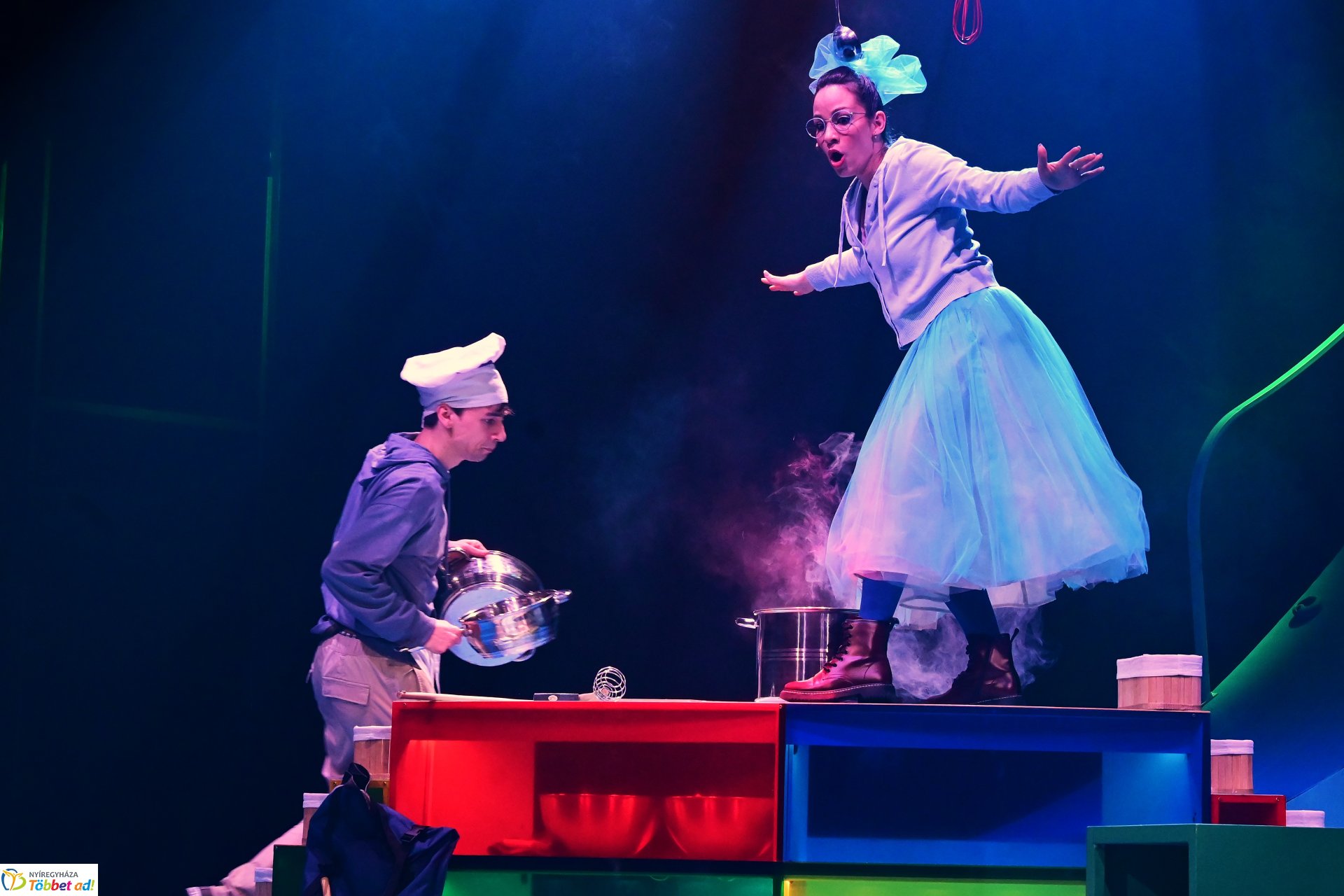 Nemtudomka bemutató a Móricz Zsigmond Színházban