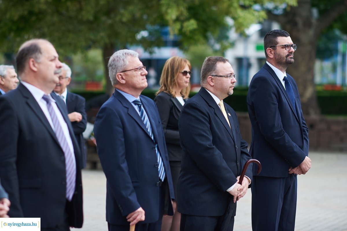 Nemzeti Összetartozás Napja 2020 - fotókiállítás megnyitó