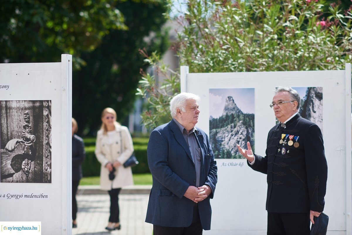 Nemzeti Összetartozás Napja 2020 - fotókiállítás megnyitó