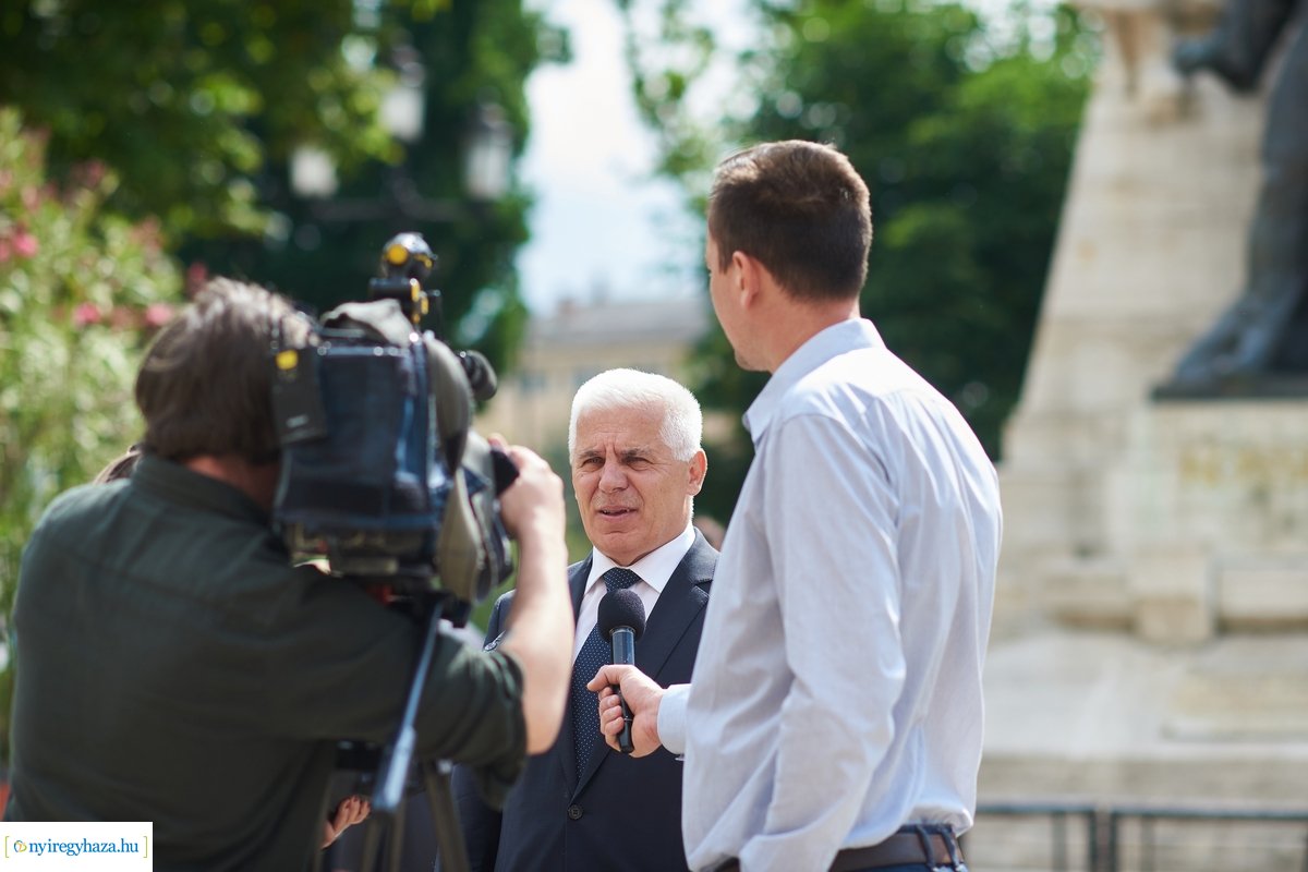 Nemzeti Összetartozás Napja 2020 - fotókiállítás megnyitó