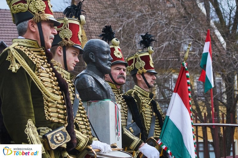 Nemzeti ünnepség a Bem iskolában