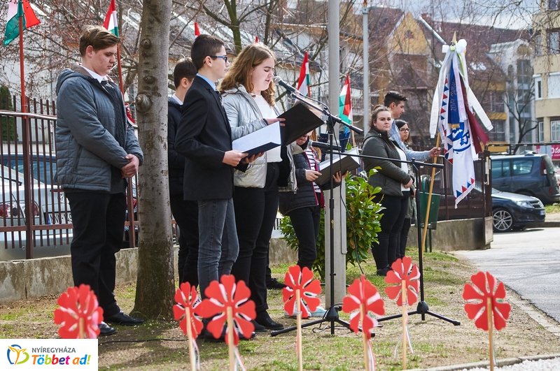 Nemzeti ünnepség a Bem iskolában