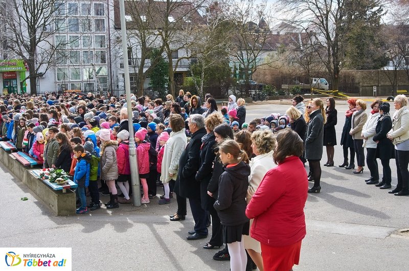 Nemzeti ünnepség a Bem iskolában