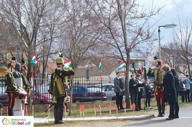 Nemzeti ünnepség a Bem iskolában