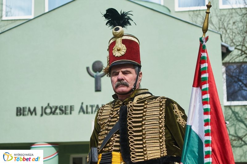 Nemzeti ünnepség a Bem iskolában