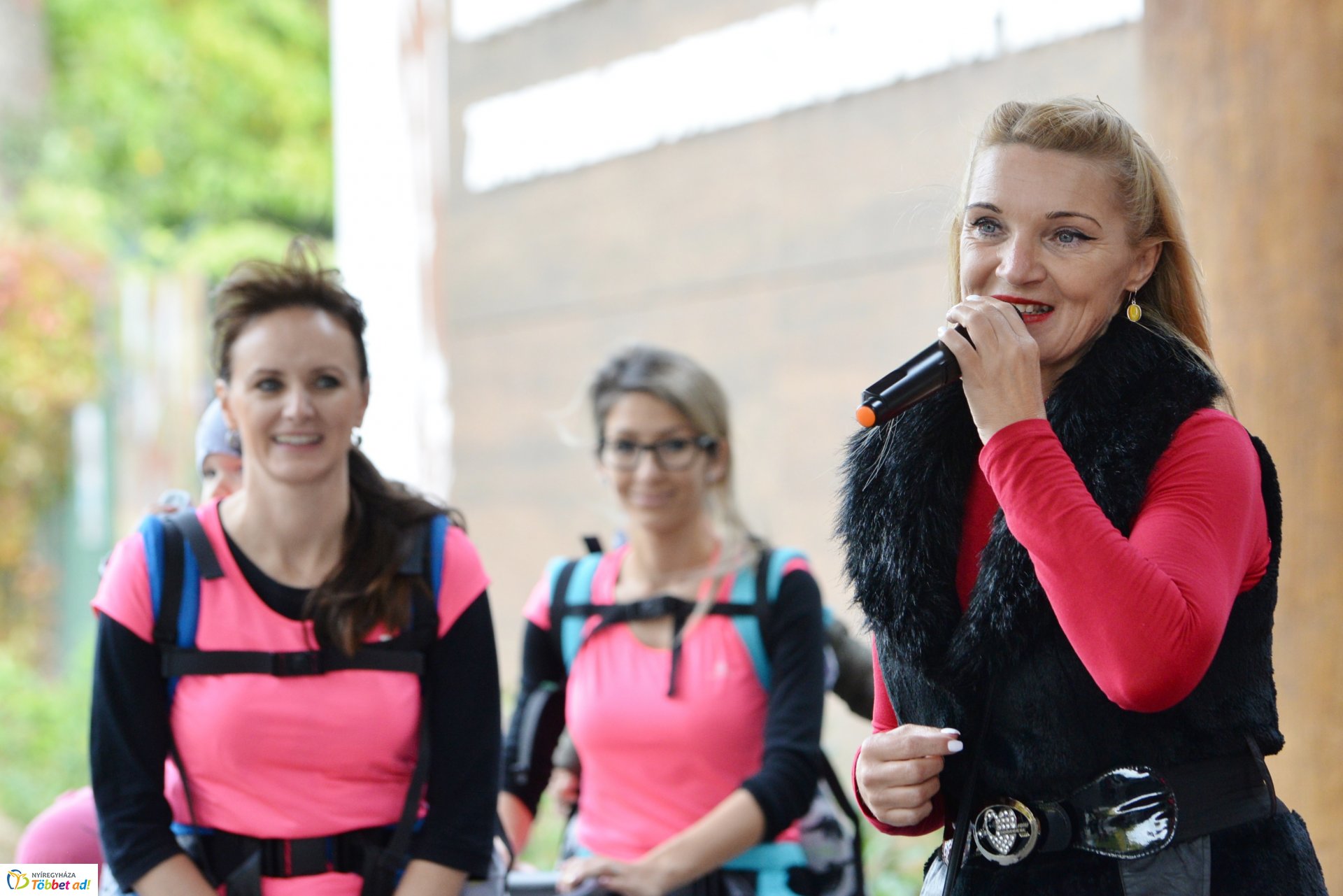 Nemzetközi Babahordozó hét megnyitó - Séta az Állatparkban