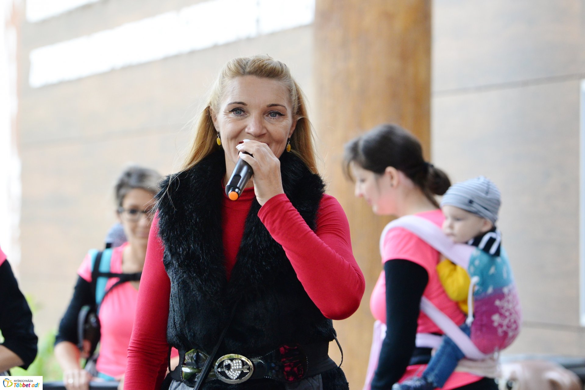 Nemzetközi Babahordozó hét megnyitó - Séta az Állatparkban