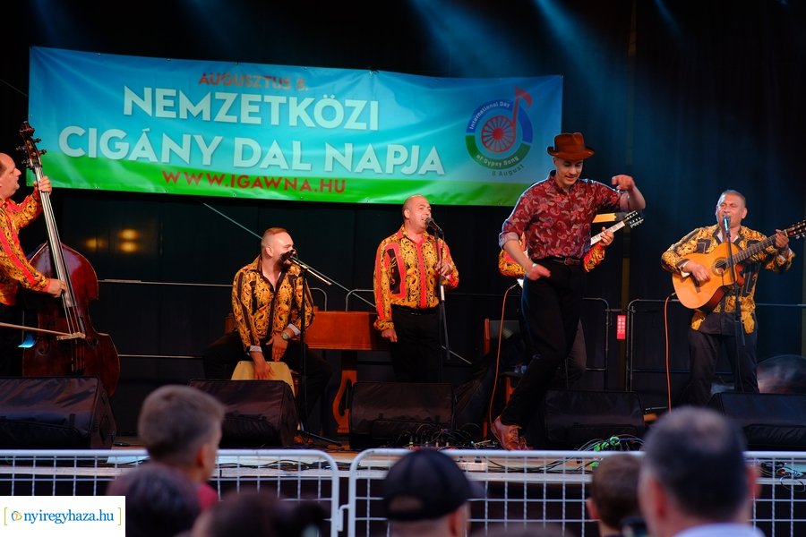Nemzetközi Cigány Dal Napja 20230808