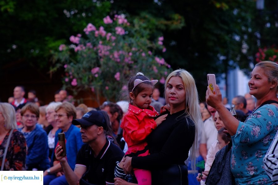 Nemzetközi Cigány Dal Napja 20230808