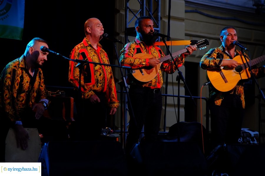 Nemzetközi Cigány Dal Napja 20230808