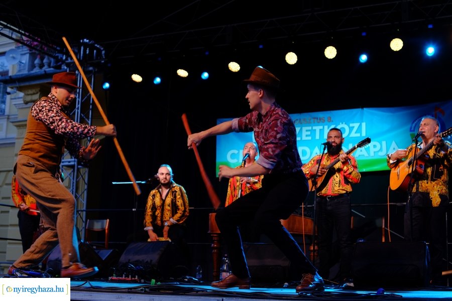 Nemzetközi Cigány Dal Napja 20230808