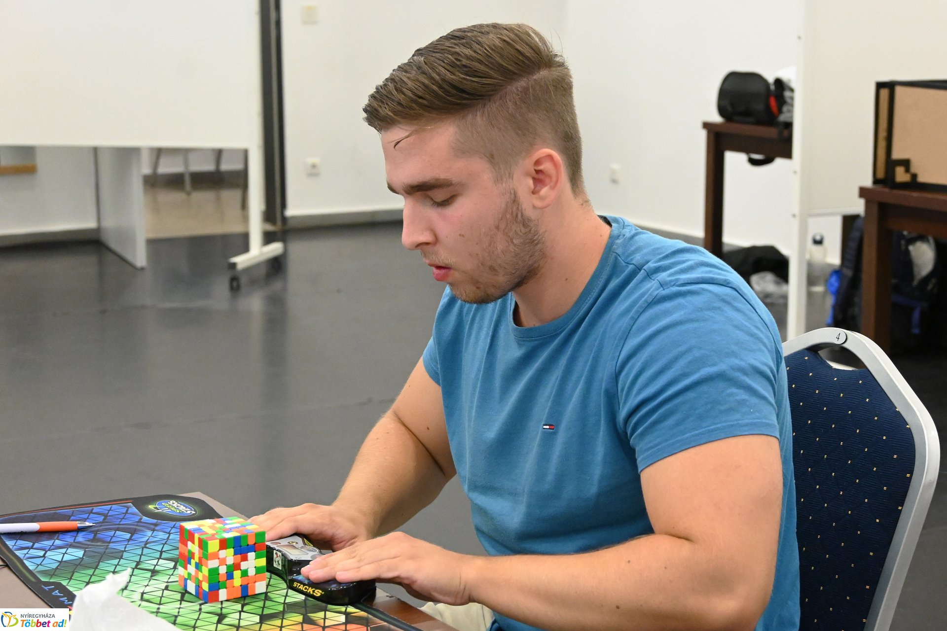 Nemzetközi Rubik-kocka verseny zajlik városunkban
