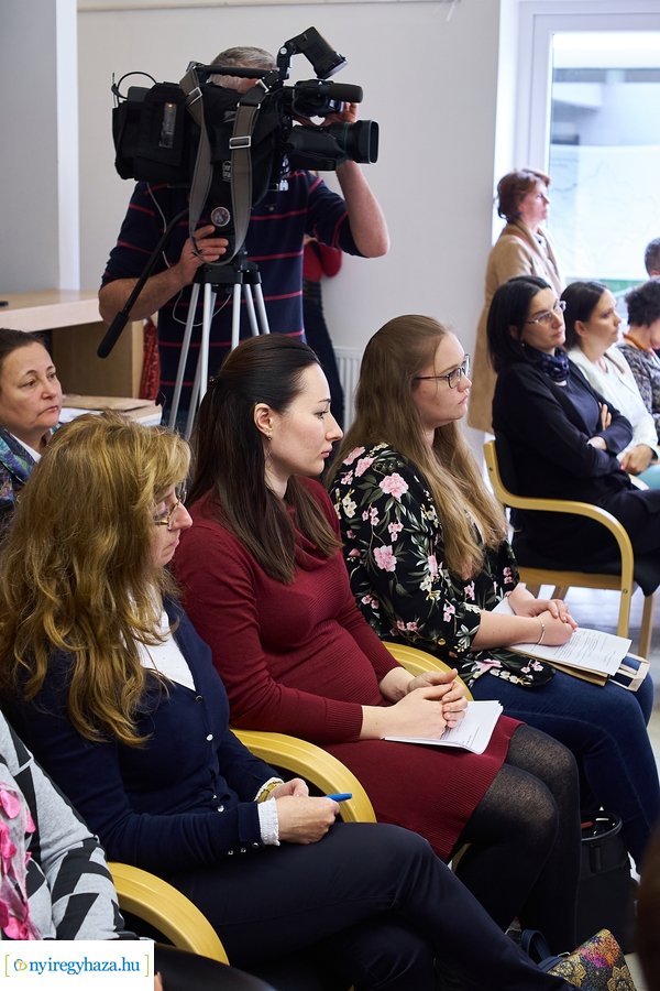 Néprajzosok konferenciája a Sóstói Múzeumfaluban