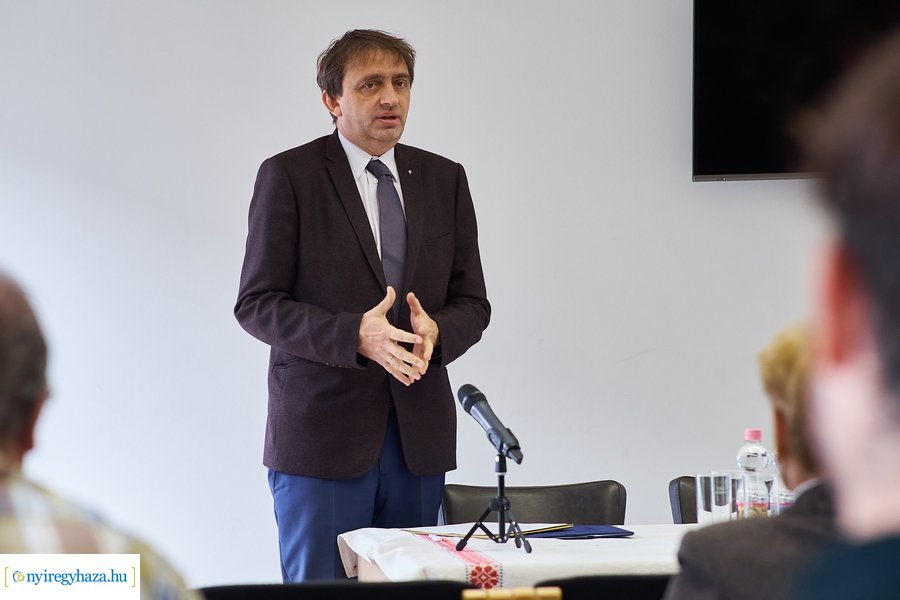 Néprajzosok konferenciája a Sóstói Múzeumfaluban