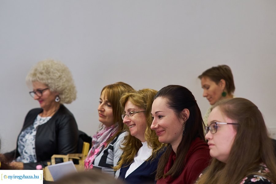 Néprajzosok konferenciája a Sóstói Múzeumfaluban