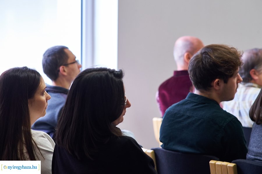 Néprajzosok konferenciája a Sóstói Múzeumfaluban