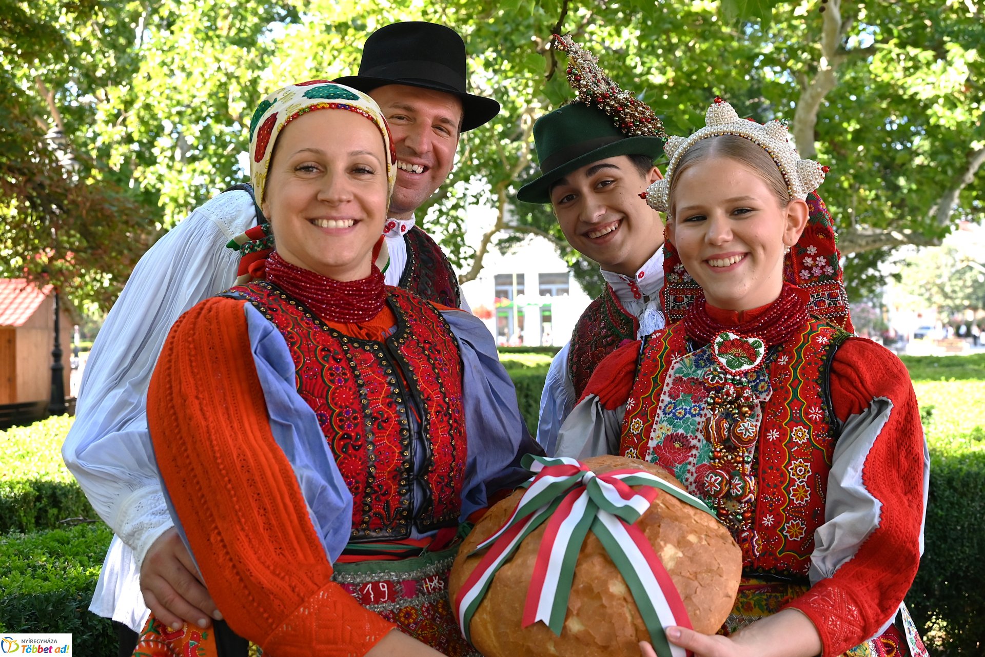 Néptánc a belvárosban