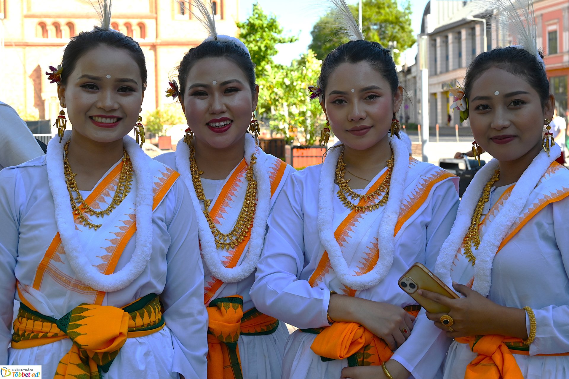 Néptánc a belvárosban