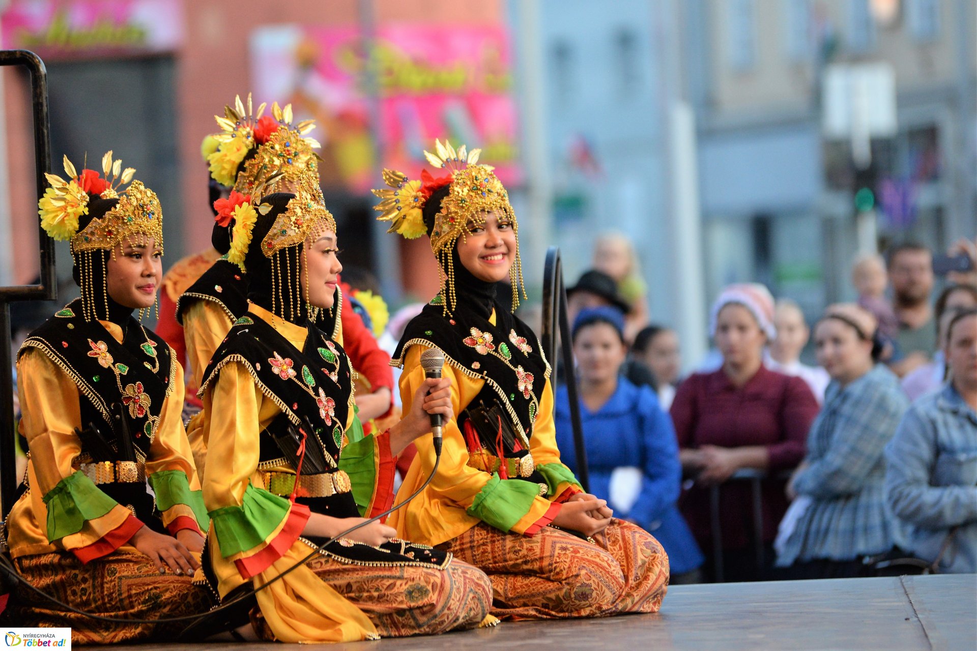 Néptáncfesztivál megnyitó