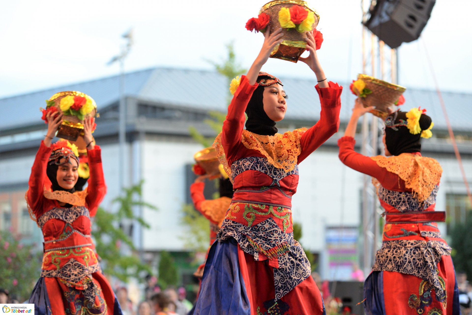 Néptáncfesztivál megnyitó