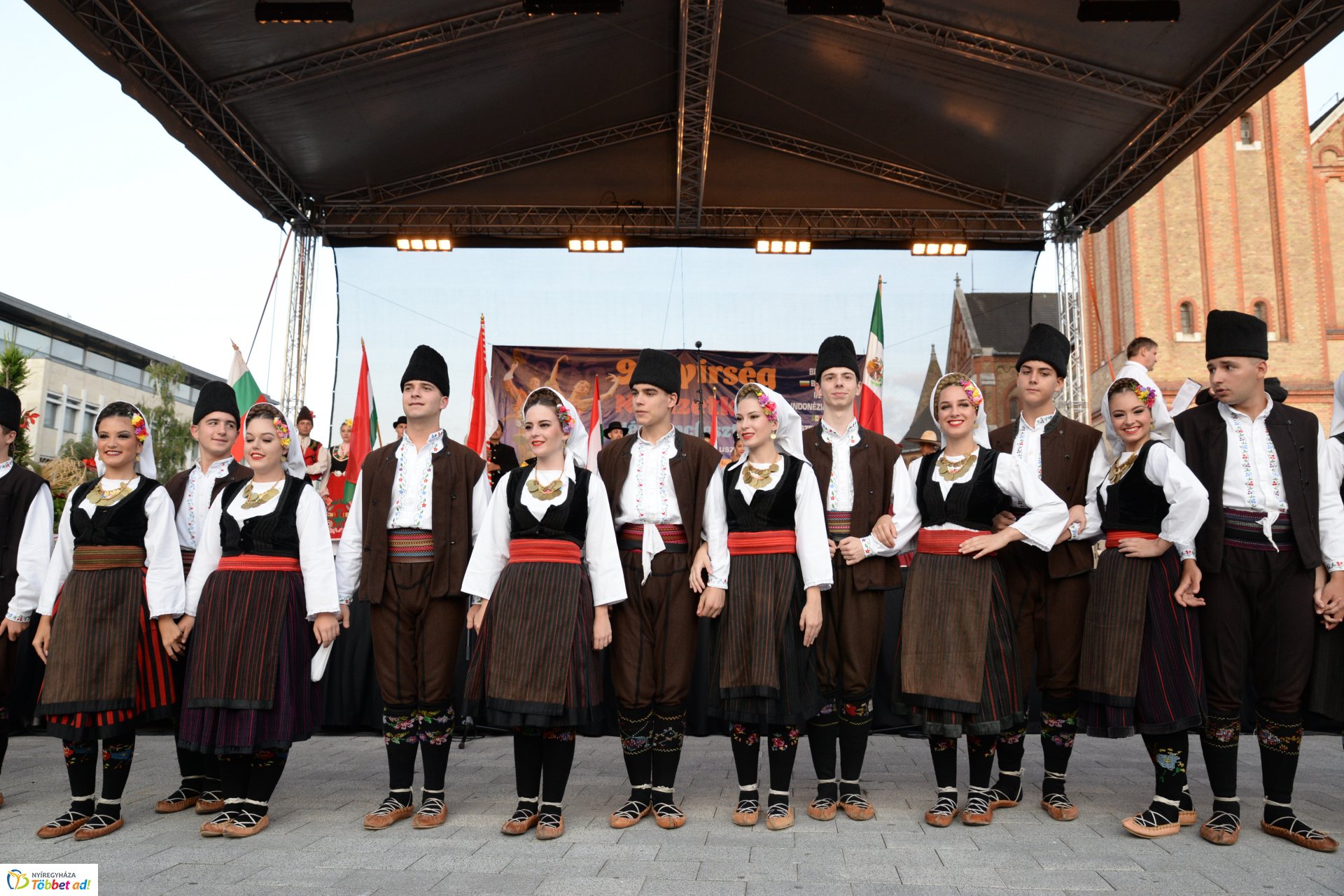 Néptáncfesztivál megnyitó