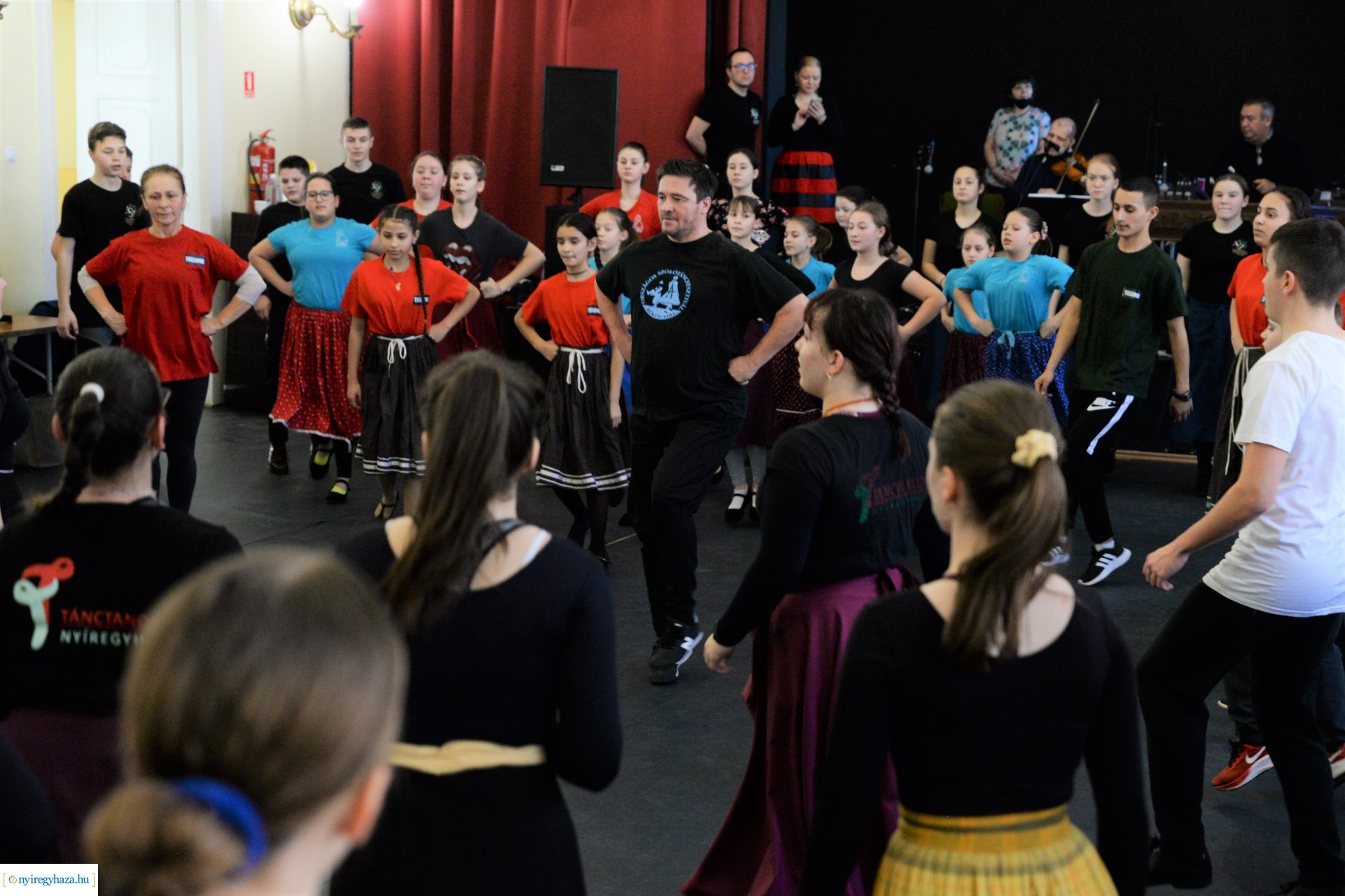 Néptáncos megyei szakmai továbbképzés