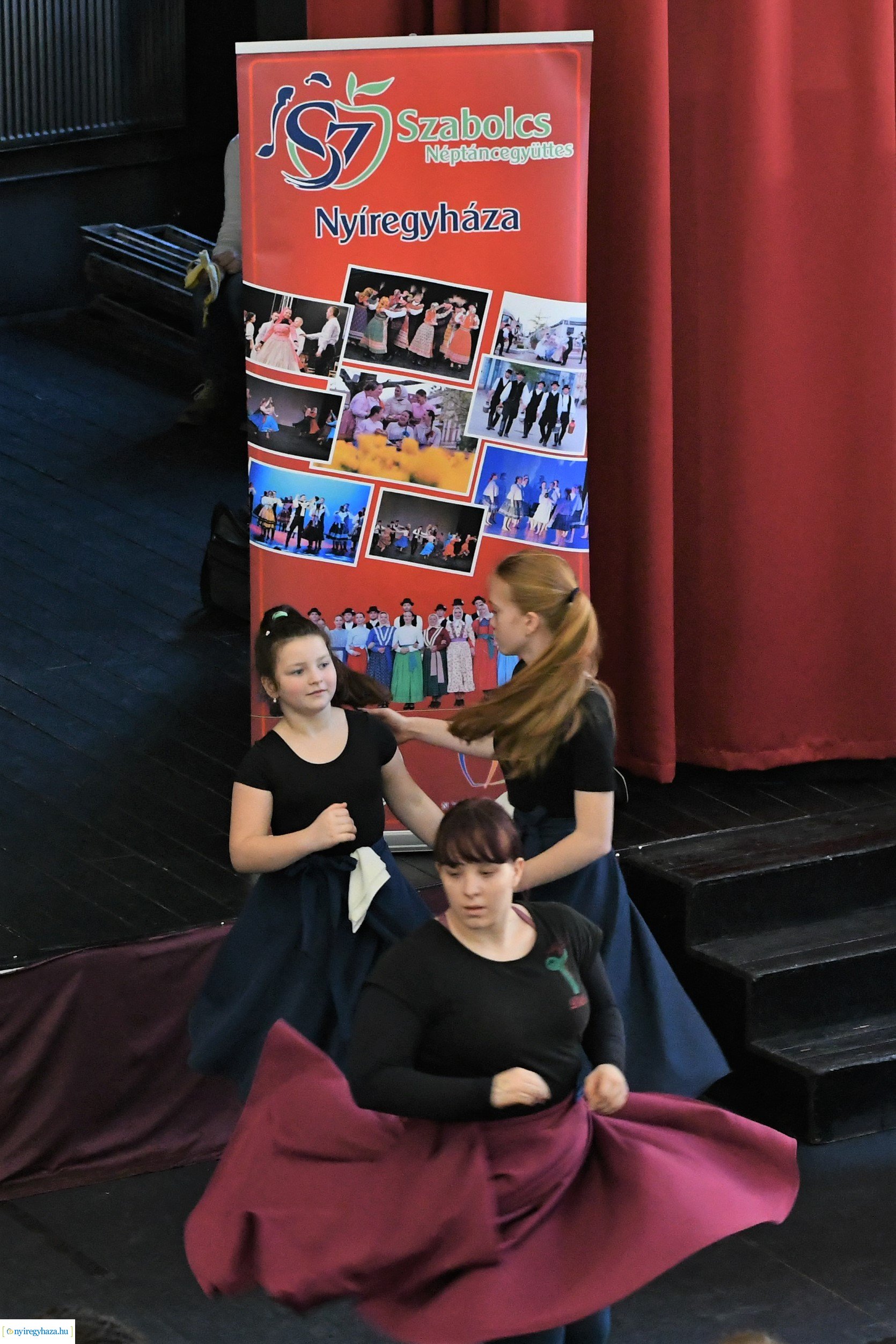 Néptáncos szakmai továbbképzés