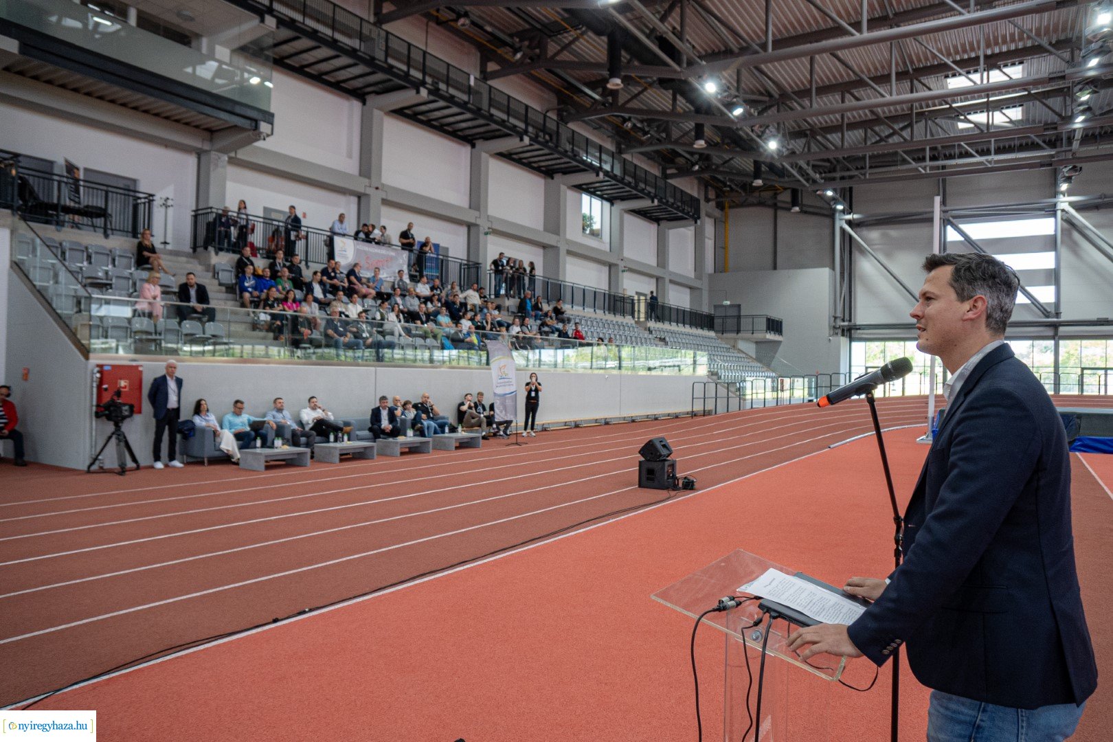 NET konferencia a Nyíregyházi Atlétkai Centrumban