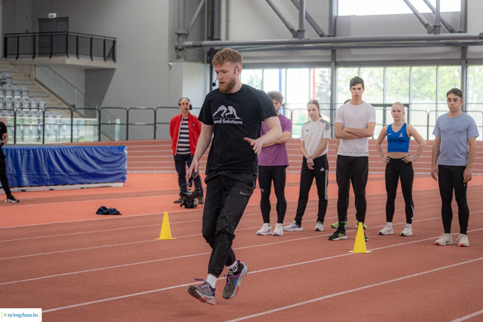 NET konferencia a Nyíregyházi Atlétkai Centrumban