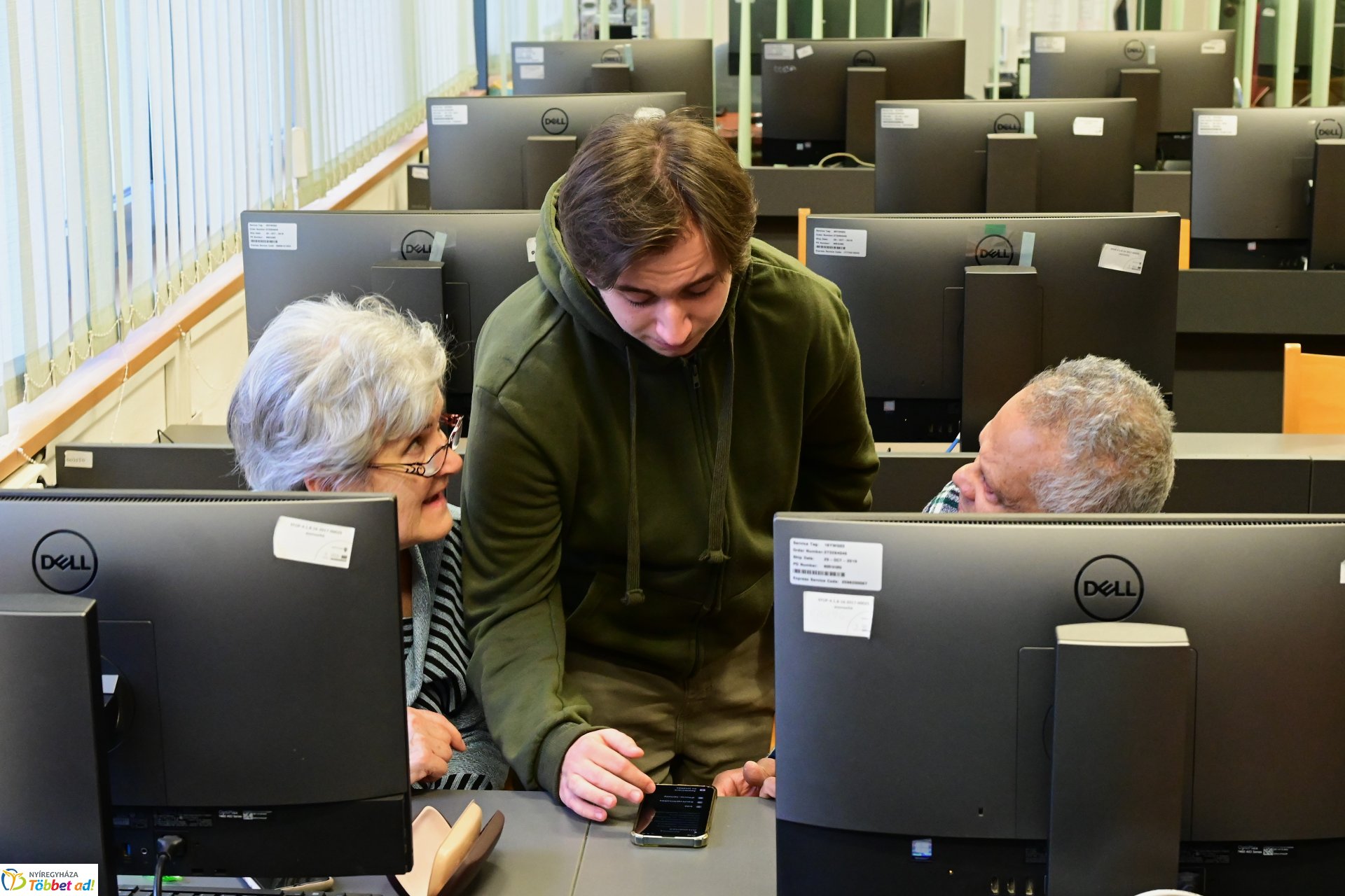 Netrevalók program a könytárban