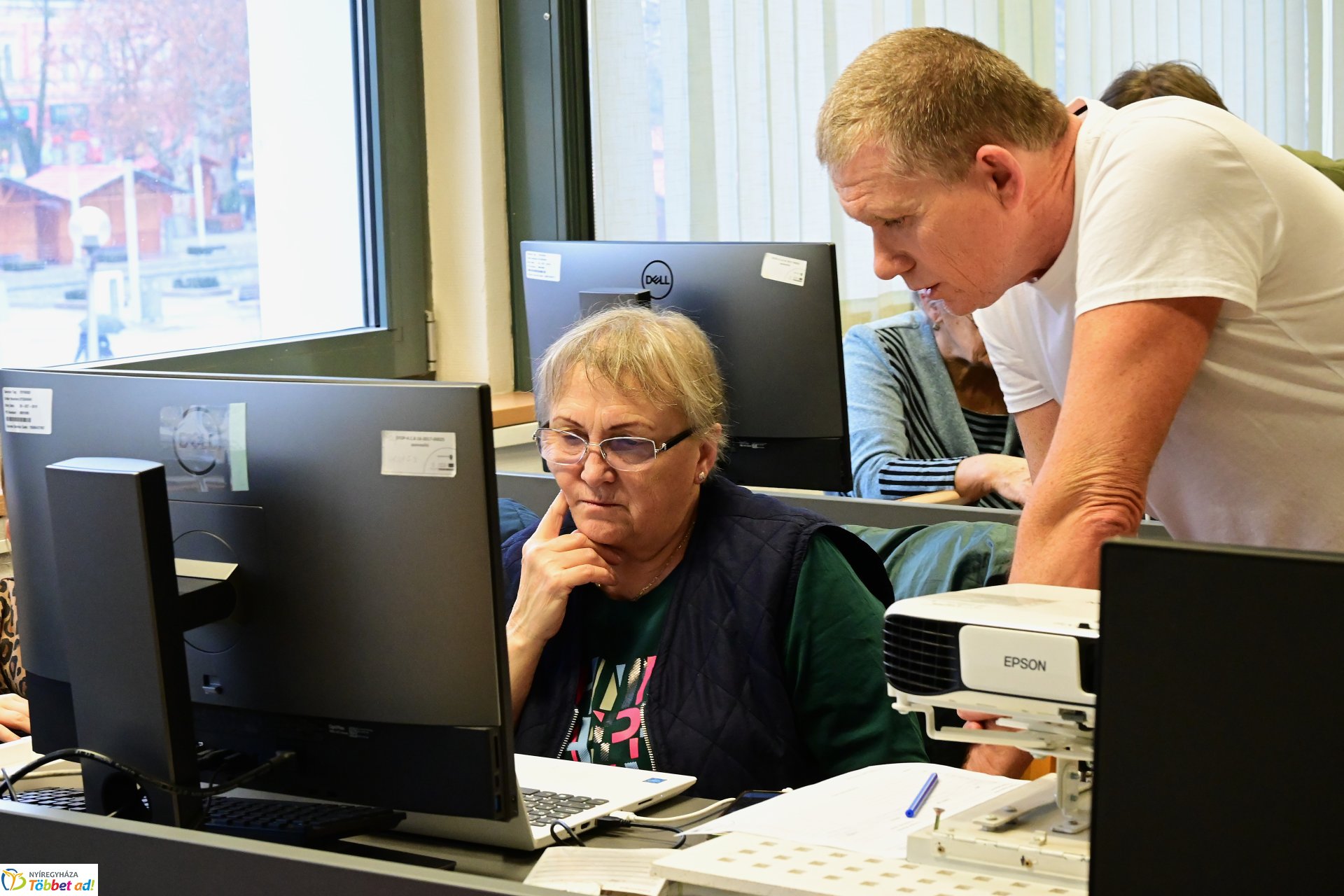 Netrevalók program a könytárban