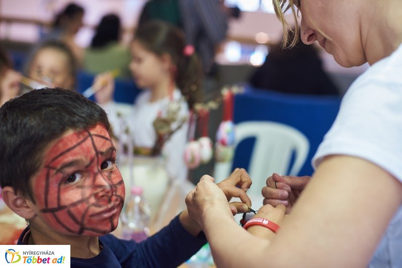 Nevelőszülői kampány