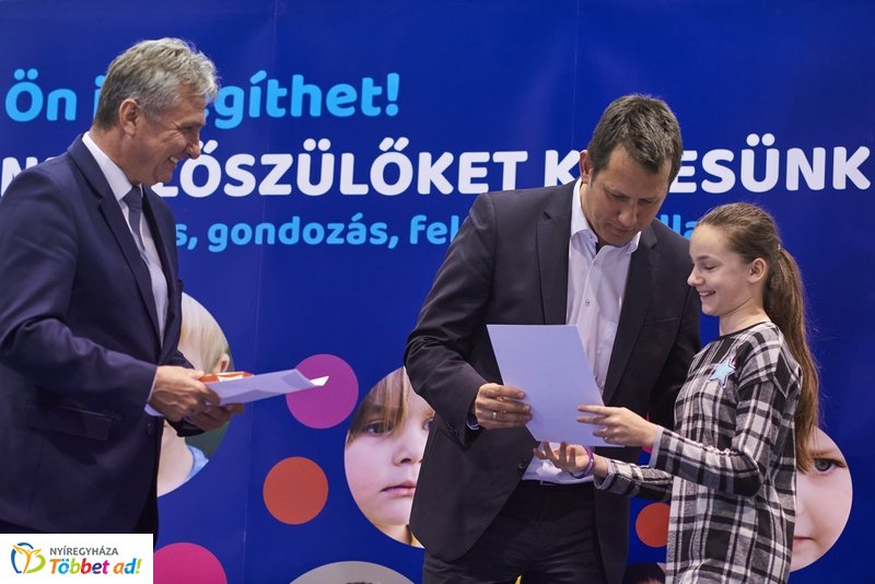 Nevelőszülői kampány