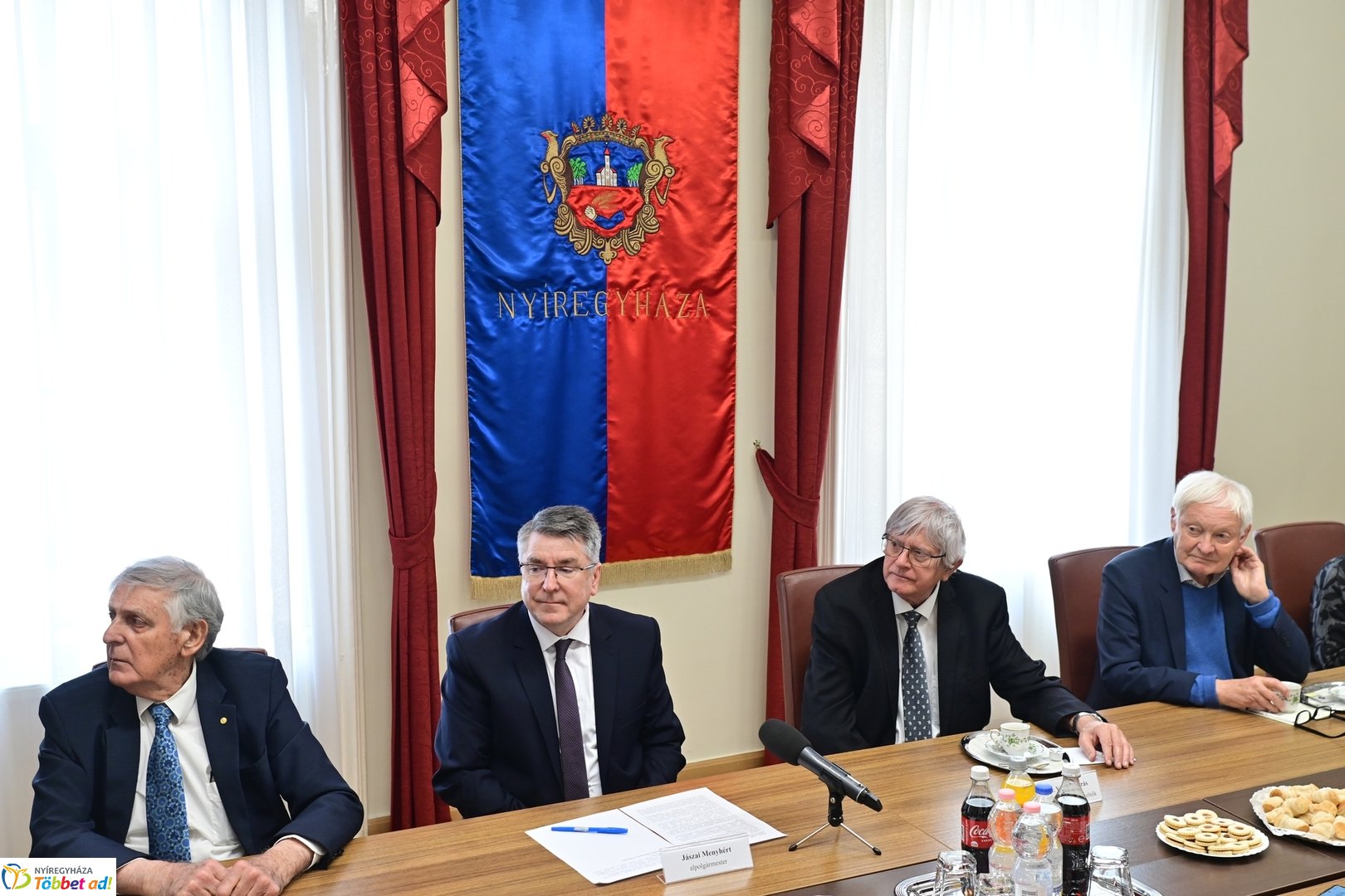 Nobel-díjasok látogatása Nyíregyházán 2025 áprilisában