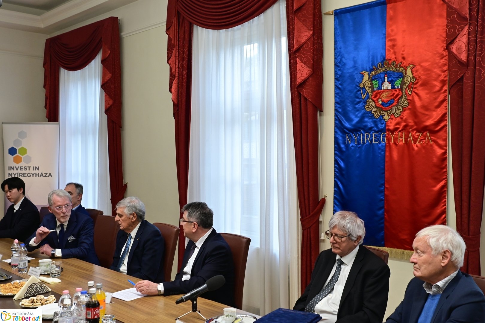 Nobel-díjasok látogatása Nyíregyházán 2025 áprilisában