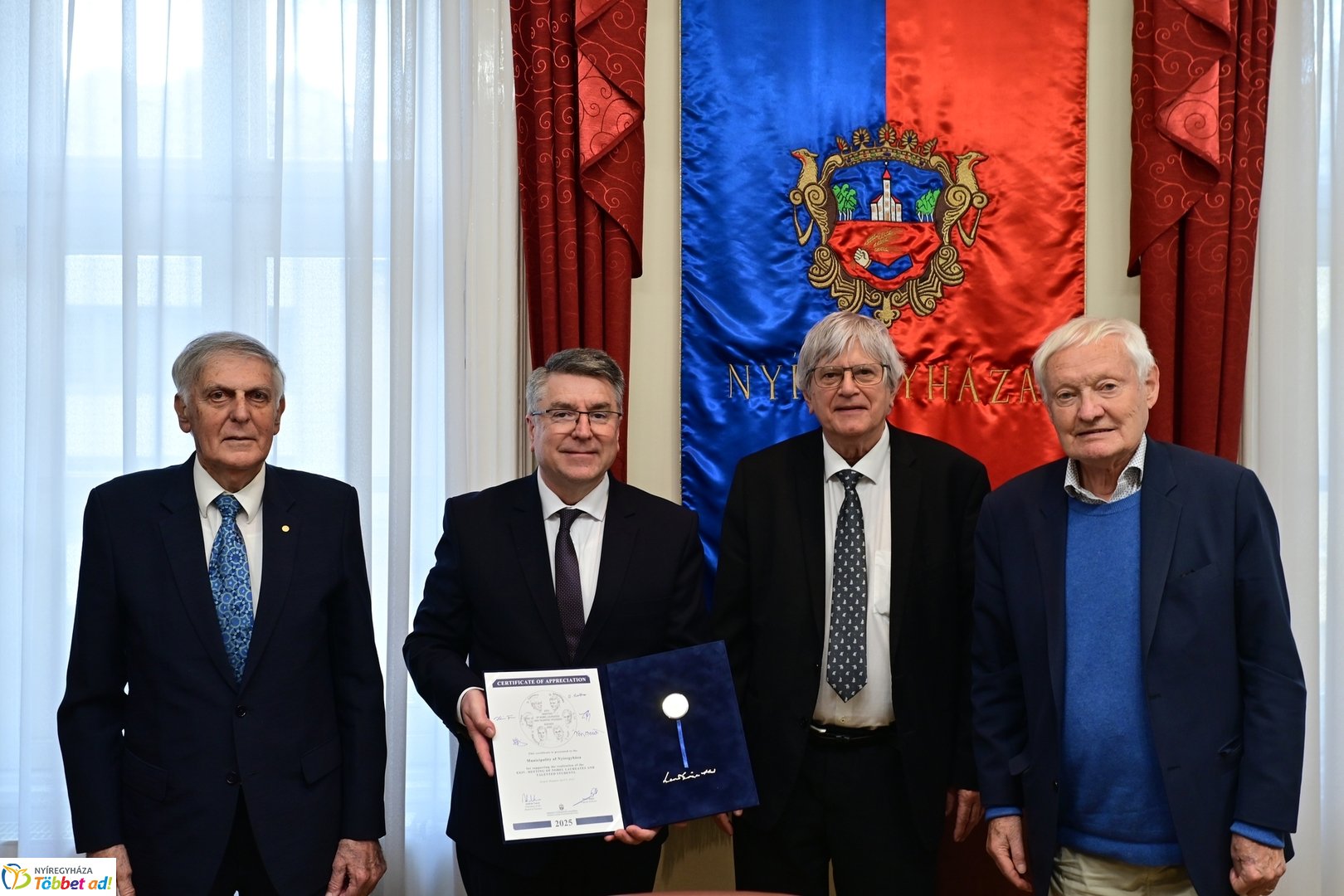 Nobel-díjasok látogatása Nyíregyházán 2025 áprilisában