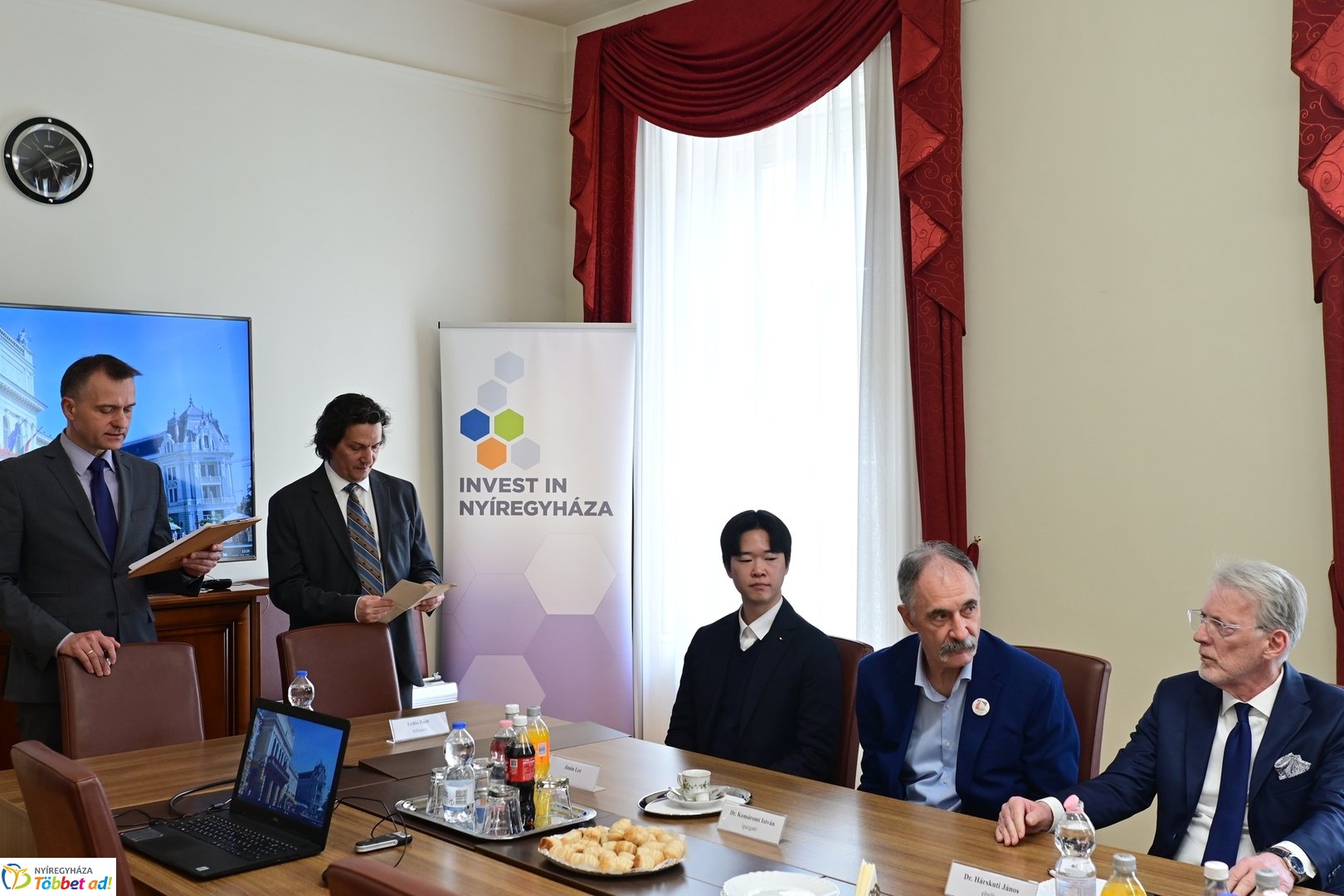 Nobel-díjasok látogatása Nyíregyházán 2025 áprilisában