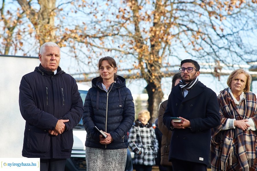 Noé bárkája átadó