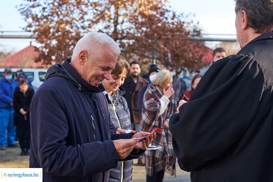 Noé bárkája átadó