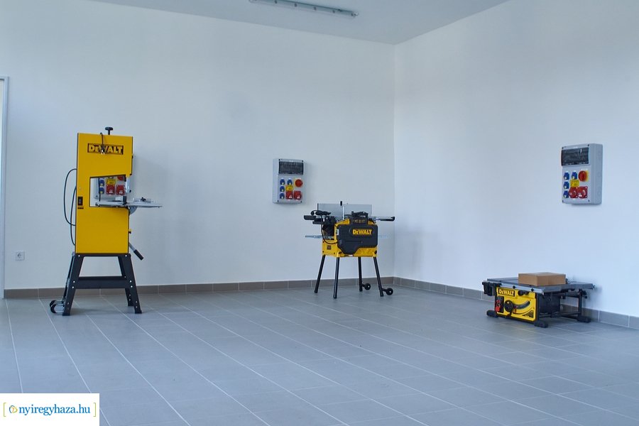 Noé bárkája átadó