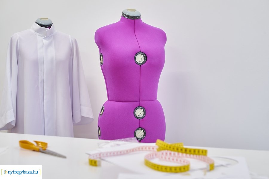 Noé bárkája átadó