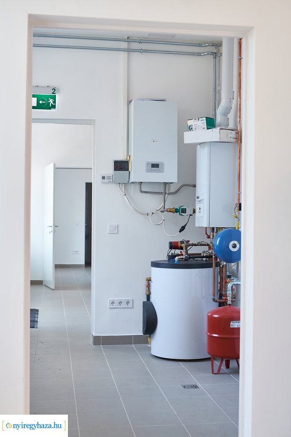 Noé bárkája átadó