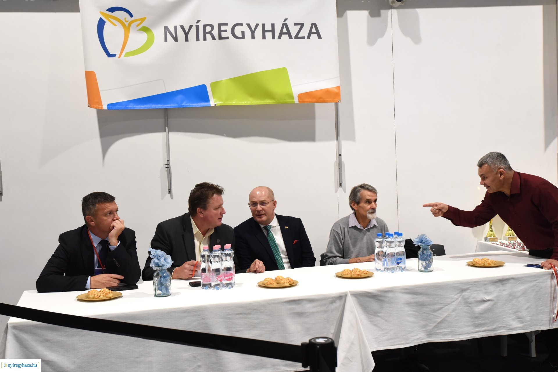 Női Felnőtt Súlyemelő Országos Bajnokságot az Atlétikai Centrumban