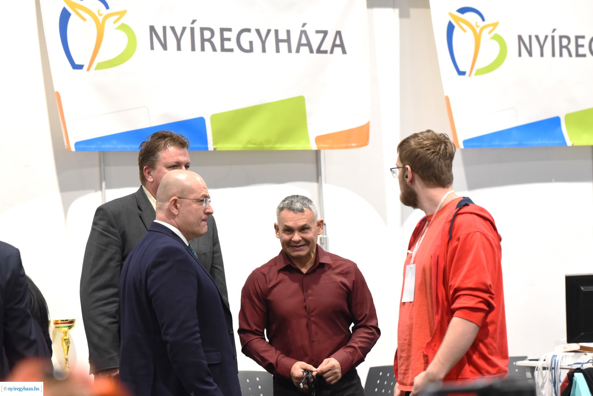 Női Felnőtt Súlyemelő Országos Bajnokságot az Atlétikai Centrumban