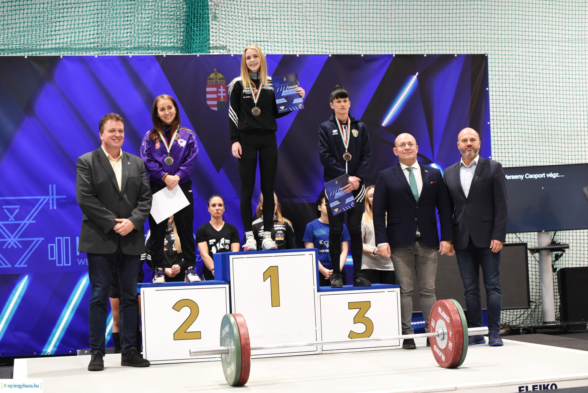 Női Felnőtt Súlyemelő Országos Bajnokságot az Atlétikai Centrumban