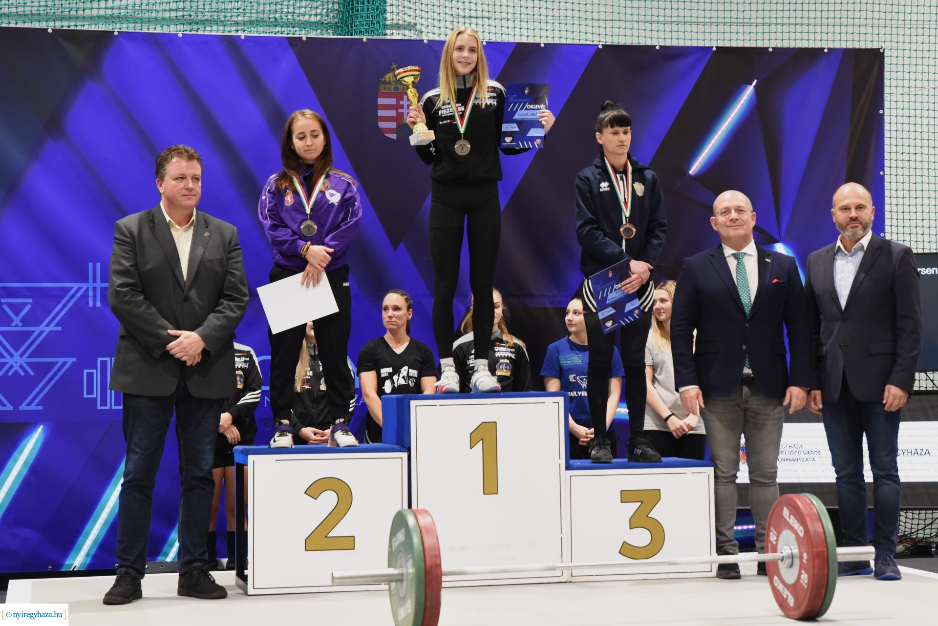 Női Felnőtt Súlyemelő Országos Bajnokságot az Atlétikai Centrumban