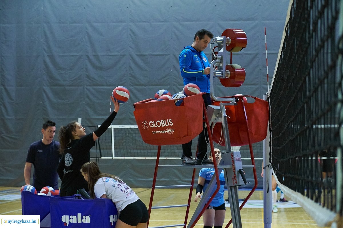 Női röpi kupa sajtótájékoztató