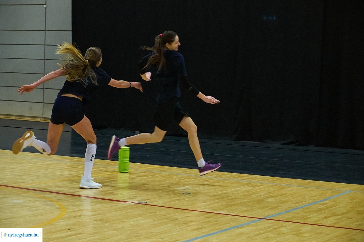 Női röpi kupa sajtótájékoztató