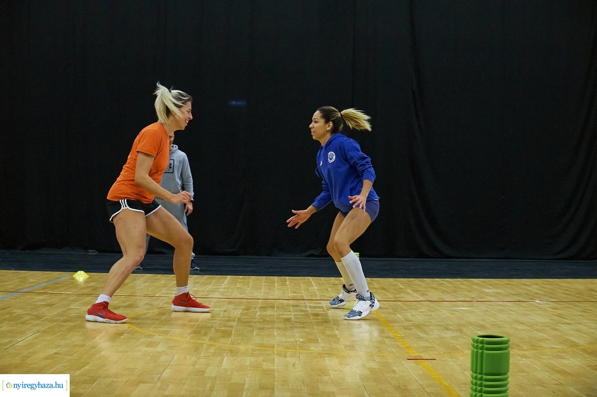 Női röpi kupa sajtótájékoztató